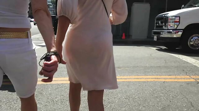 結婚したカップルカナダなめると彼女は笑った 無料 女の子 エッチ
