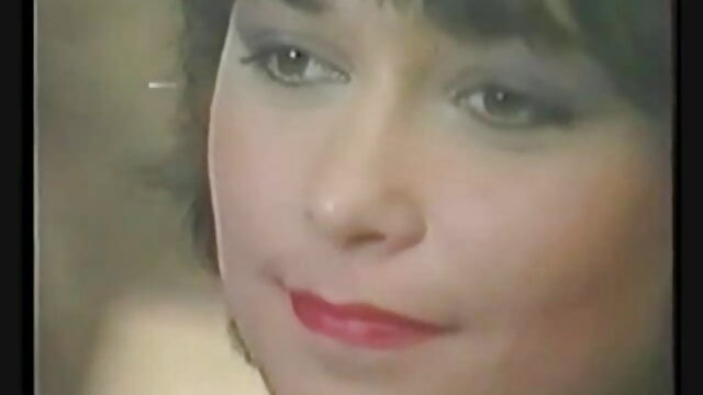人生から裸の大人の女性の牛の古い絵のアーティスト。 描画の過程で、libertine 動画 セックス 女性 oldは非常に興奮し、ブラシとイーゼルを忘れて、馬と牛ダラのお尻を舐め始めました。