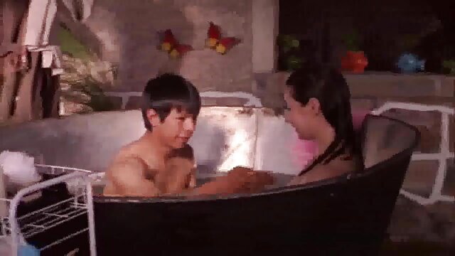男くそ日本人女性の口の中でザバスルーム 女性 動画 エッチ